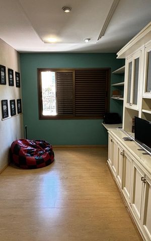 Apartamento à venda com 390m², 5 quartos e 10 vagas Apartamento à venda com 390m², 5 quartos e 10 vagasSuíte 4