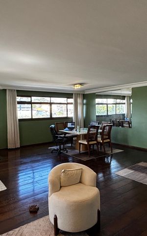 Apartamento à venda com 390m², 5 quartos e 10 vagas Apartamento à venda com 390m², 5 quartos e 10 vagasSala