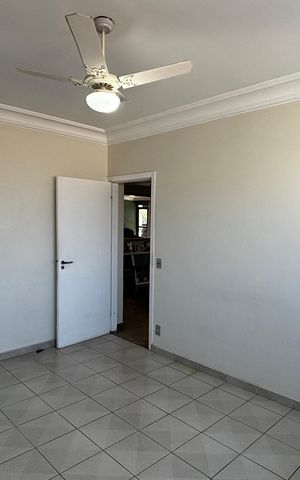 Apartamento à venda com 390m², 5 quartos e 10 vagas Apartamento à venda com 390m², 5 quartos e 10 vagasSala de Jantar