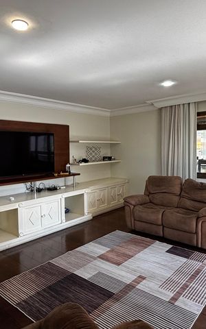 Apartamento à venda com 390m², 5 quartos e 10 vagas Apartamento à venda com 390m², 5 quartos e 10 vagasSala 2