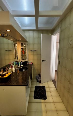 Apartamento à venda com 390m², 5 quartos e 10 vagas Apartamento à venda com 390m², 5 quartos e 10 vagasBanheiro da Suíte 2
