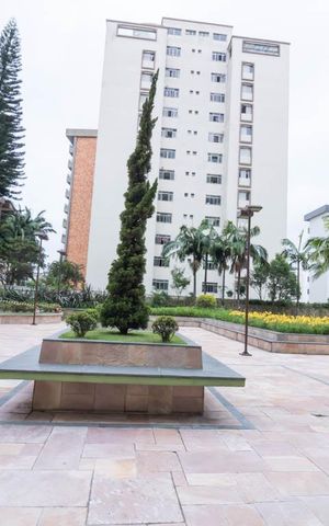 Apartamento à venda com 390m², 5 quartos e 10 vagas Apartamento à venda com 390m², 5 quartos e 10 vagasÁrea comum