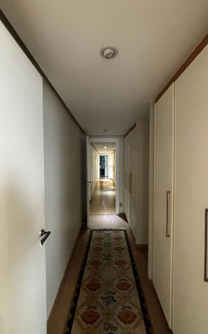 Apartamento à venda com 390m², 5 quartos e 10 vagas Apartamento à venda com 390m², 5 quartos e 10 vagasCorredor