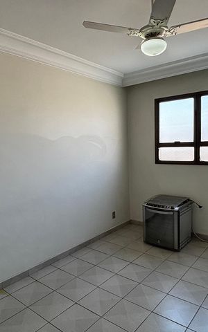 Apartamento à venda com 390m², 5 quartos e 10 vagas Apartamento à venda com 390m², 5 quartos e 10 vagasSala de Jantar