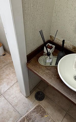 Apartamento à venda com 390m², 5 quartos e 10 vagas Apartamento à venda com 390m², 5 quartos e 10 vagasLavabo