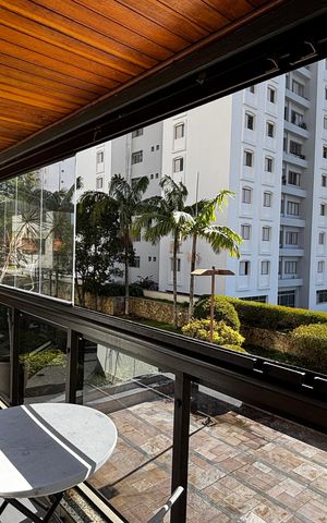 Apartamento à venda com 390m², 5 quartos e 10 vagas Apartamento à venda com 390m², 5 quartos e 10 vagasVaranda da Sala 2