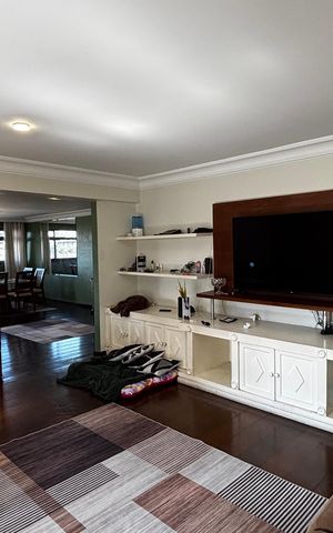 Apartamento à venda com 390m², 5 quartos e 10 vagas Apartamento à venda com 390m², 5 quartos e 10 vagasSala 2
