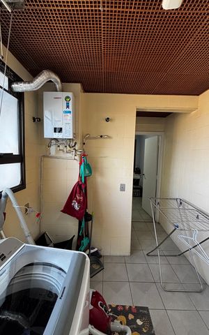Apartamento à venda com 390m², 5 quartos e 10 vagas Apartamento à venda com 390m², 5 quartos e 10 vagasÁrea de Serviço
