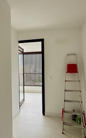Apartamento à venda com 166m², 3 quartos e 2 vagas Apartamento à venda com 166m², 3 quartos e 2 vagasQuarto de Serviço
