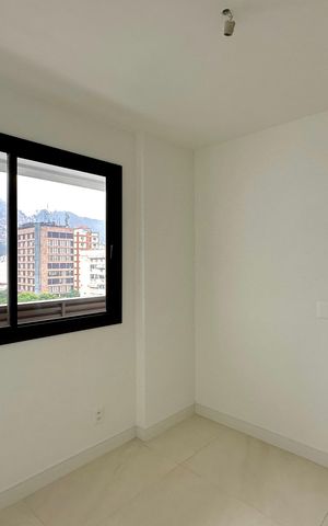 Apartamento à venda com 166m², 3 quartos e 2 vagas Apartamento à venda com 166m², 3 quartos e 2 vagas Suite 1