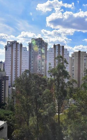 Apartamento à venda com 123m², 3 quartos e 2 vagas Apartamento à venda com 123m², 3 quartos e 2 vagasVista do Quarto 2