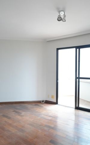 Apartamento à venda com 84m², 3 quartos e 2 vagasSala