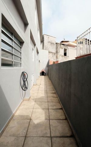 Casa à venda com 200m², 3 quartos e 2 vagasÁrea Externa