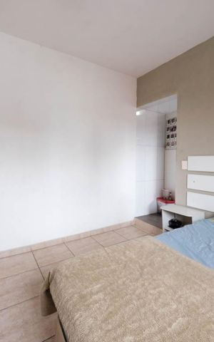 Casa à venda com 200m², 3 quartos e 2 vagasSuíte 1