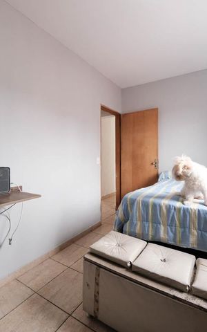 Casa à venda com 200m², 3 quartos e 2 vagasSuíte 2
