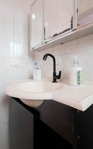 Casa à venda com 200m², 3 quartos e 2 vagasBanheiro da Suíte 2