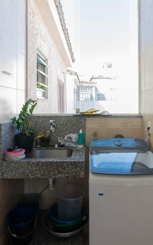 Apartamento à venda com 172m², 4 quartos e sem vagaÁrea de Serviço