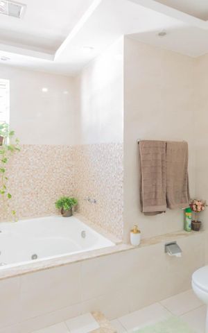 Apartamento à venda com 172m², 4 quartos e sem vagaBanheiro