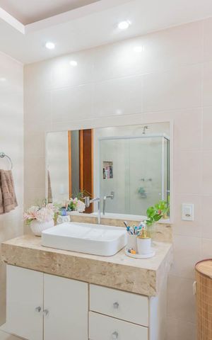 Apartamento à venda com 172m², 4 quartos e sem vagaBanheiro