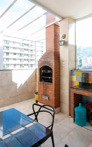 Apartamento à venda com 172m², 4 quartos e sem vagaVaranda gourmet