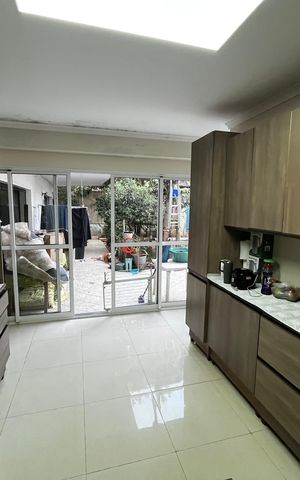Casa à venda com 564m², 7 quartos e 4 vagasCozinha 2