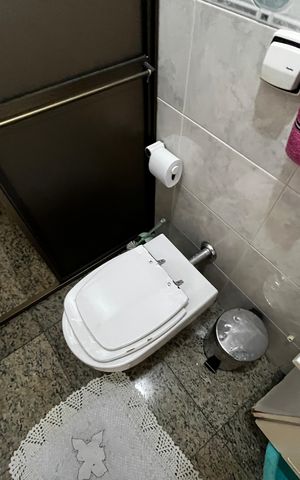 Casa à venda com 564m², 7 quartos e 4 vagasBanheiro da Suíte 2