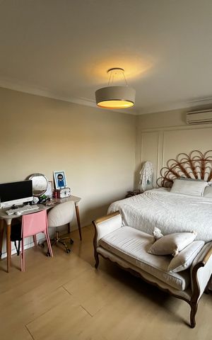 Casa à venda com 564m², 7 quartos e 4 vagasSuíte 4