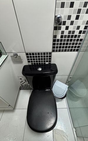 Apartamento à venda com 58m², 2 quartos e 1 vaga Apartamento à venda com 58m², 2 quartos e 1 vagaBanheiro social