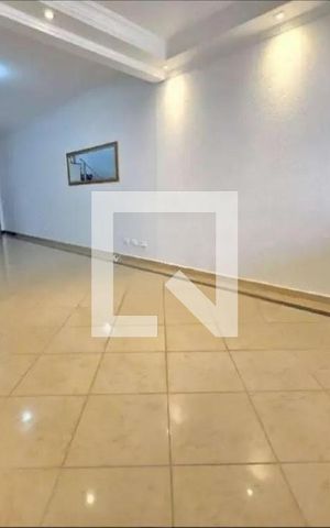 Casa à venda com 240m², 3 quartos e 2 vagas