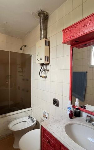 Apartamento à venda com 502m², 4 quartos e 3 vagas Apartamento à venda com 502m², 4 quartos e 3 vagasBanheiro da suíte 2