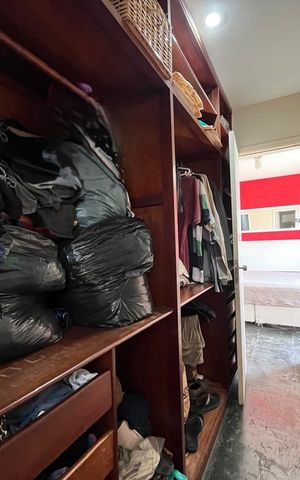 Apartamento à venda com 502m², 4 quartos e 3 vagas Apartamento à venda com 502m², 4 quartos e 3 vagasSuíte 2 - Closet