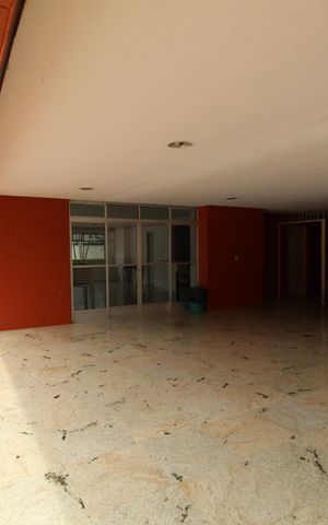 Apartamento à venda com 502m², 4 quartos e 3 vagasÁrea comum - Salão de festas