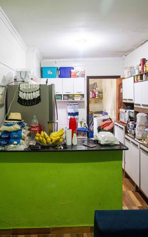 Casa à venda com 90m², 2 quartos e sem vagaSala