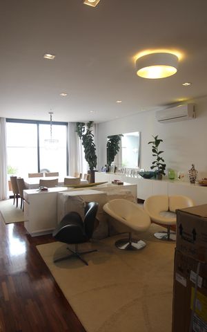 Casa de condomínio para alugar com 355m², 4 quartos e 4 vagasSala de Jantar