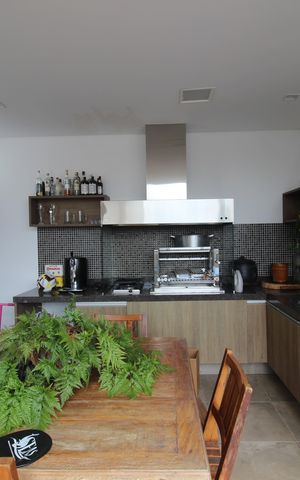 Casa de condomínio para alugar com 355m², 4 quartos e 4 vagasEspaço Gourmet