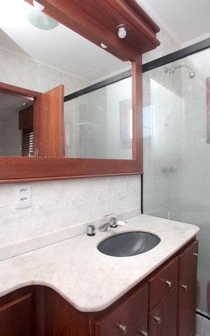Apartamento à venda com 280m², 3 quartos e 2 vagasBanheiro Quarto 1 Suíte