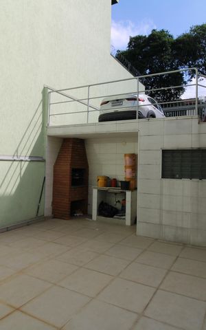 Casa à venda com 150m², 3 quartos e 3 vagasGaragem