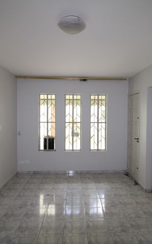 Casa à venda com 150m², 3 quartos e 3 vagasSala
