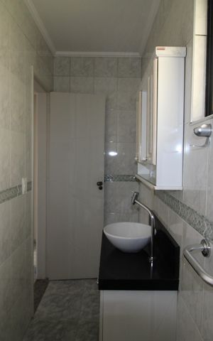 Casa à venda com 150m², 3 quartos e 3 vagasBanheiro 1