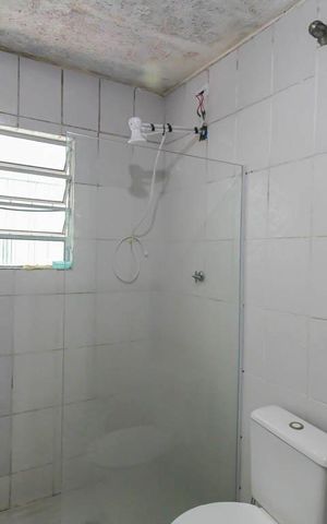 Casa à venda com 203m², 4 quartos e 2 vagas Casa à venda com 203m², 4 quartos e 2 vagasBanheiro 2