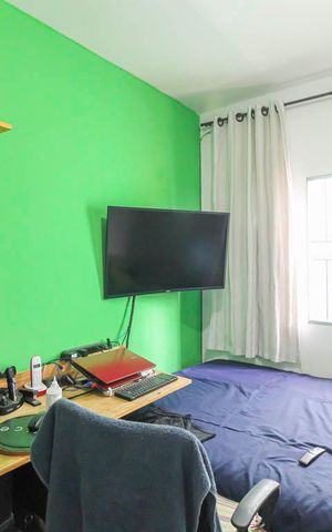Casa à venda com 203m², 4 quartos e 2 vagas Casa à venda com 203m², 4 quartos e 2 vagasQuarto 2