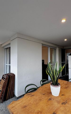 Apartamento à venda com 250m², 3 quartos e 5 vagas Apartamento à venda com 250m², 3 quartos e 5 vagasVaranda