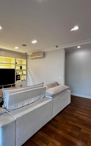 Apartamento à venda com 250m², 3 quartos e 5 vagas Apartamento à venda com 250m², 3 quartos e 5 vagasSala