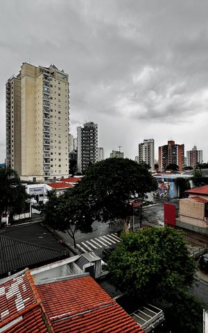Apartamento à venda com 250m², 3 quartos e 5 vagas Apartamento à venda com 250m², 3 quartos e 5 vagasVista