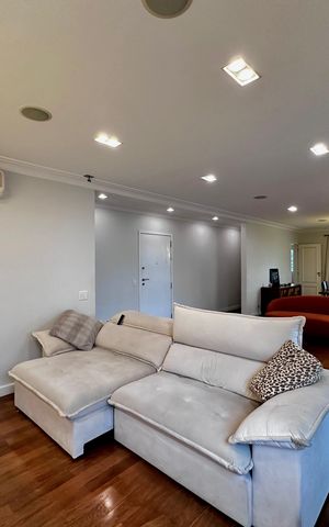 Apartamento à venda com 250m², 3 quartos e 5 vagas Apartamento à venda com 250m², 3 quartos e 5 vagasSala