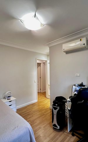 Apartamento à venda com 250m², 3 quartos e 5 vagas Apartamento à venda com 250m², 3 quartos e 5 vagasSuíte 2