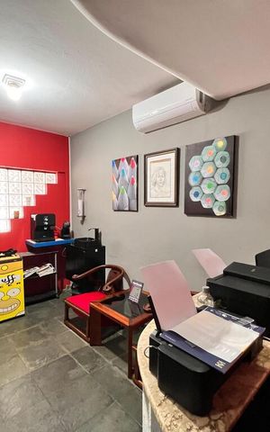 Casa à venda com 270m², 5 quartos e 1 vaga Casa à venda com 270m², 5 quartos e 1 vagaSala de Estar