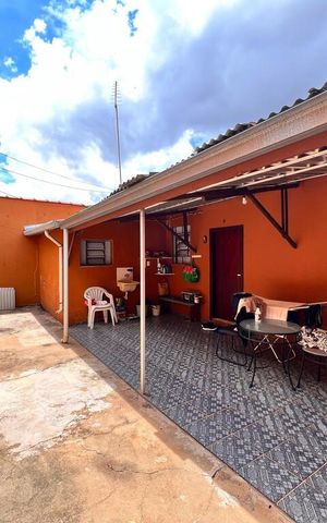 Casa à venda com 270m², 5 quartos e 1 vaga Casa à venda com 270m², 5 quartos e 1 vagaCasa 3 - Quintal