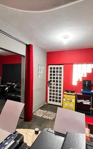 Casa à venda com 270m², 5 quartos e 1 vaga Casa à venda com 270m², 5 quartos e 1 vagaSala de Estar