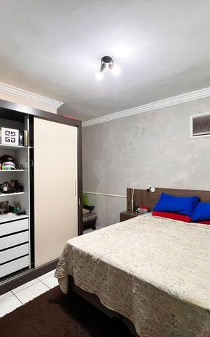 Casa à venda com 270m², 5 quartos e 1 vaga Casa à venda com 270m², 5 quartos e 1 vagaQuarto Suíte